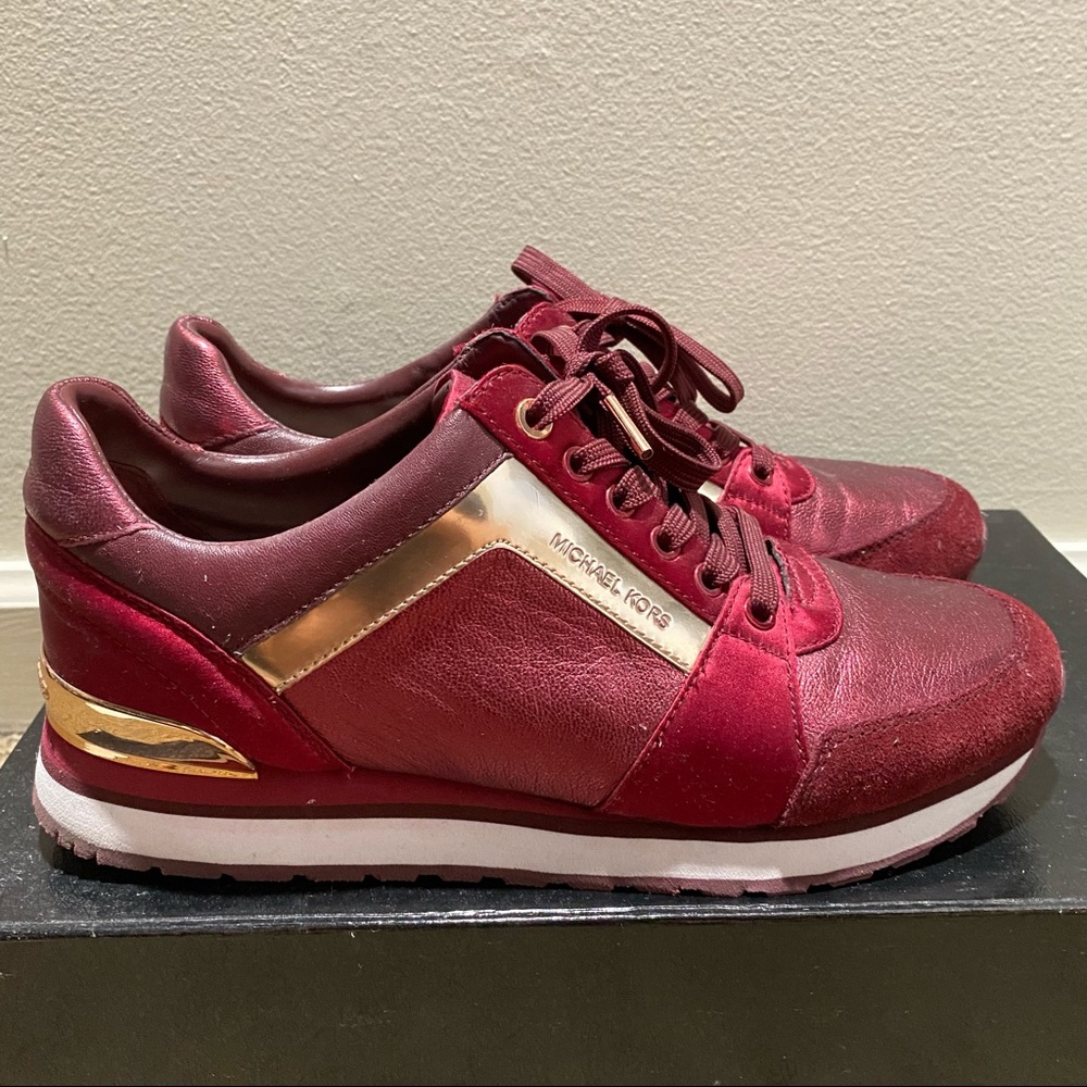 Stylish Michael Kors sneakers (like new!!)
